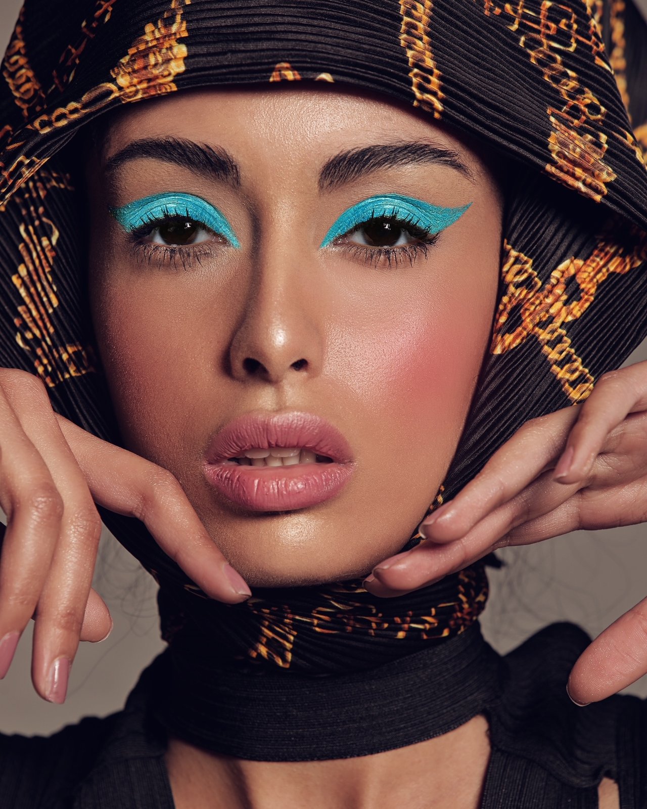 Ahlam E