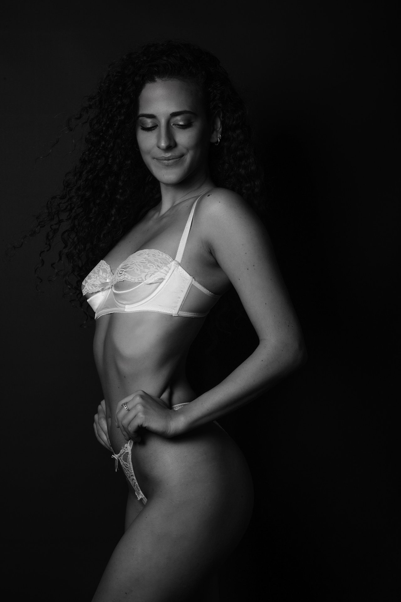 Elisa R