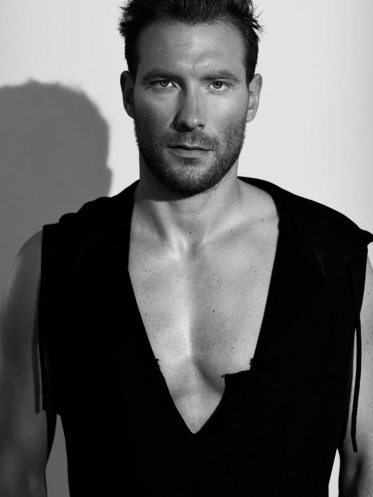 Andrea R