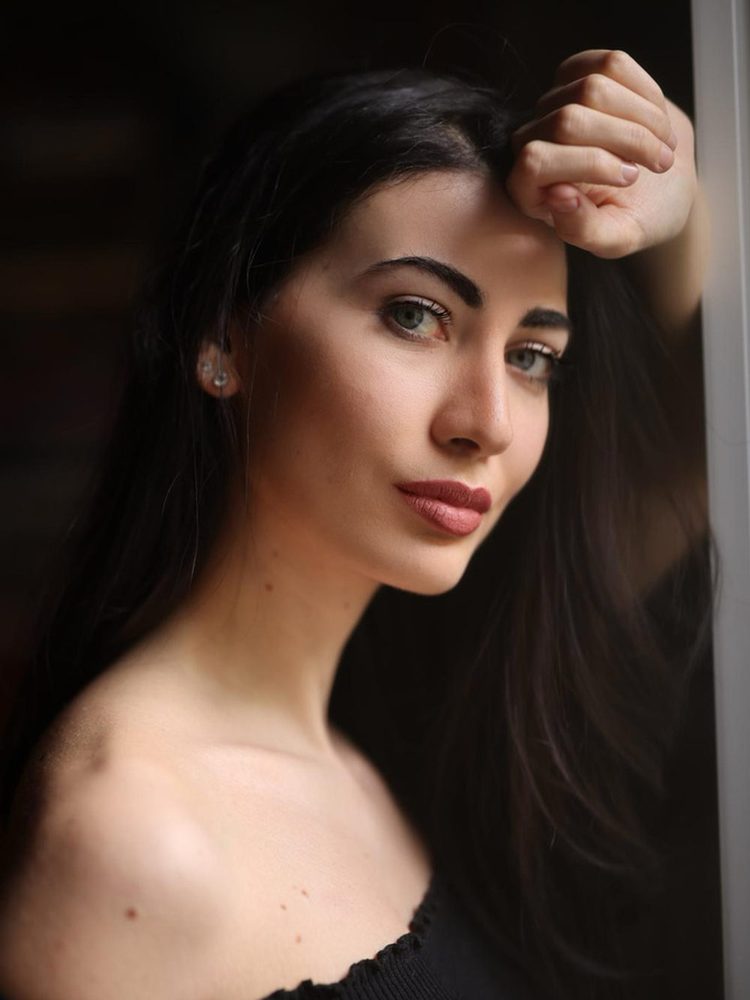 Alessia Ar