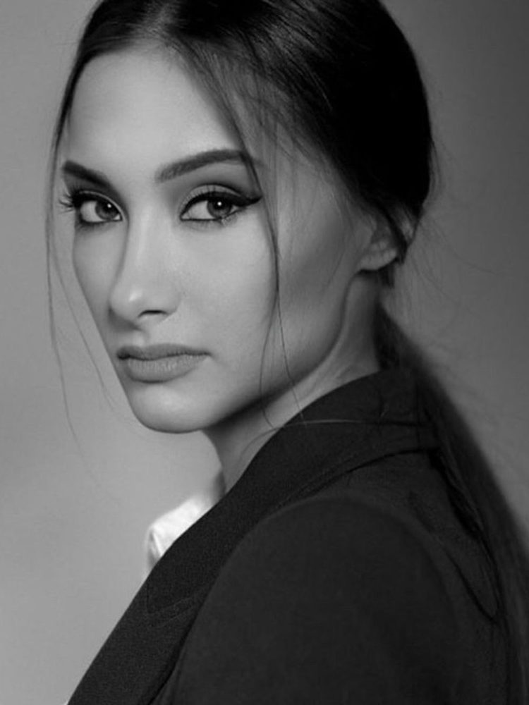 Alma H