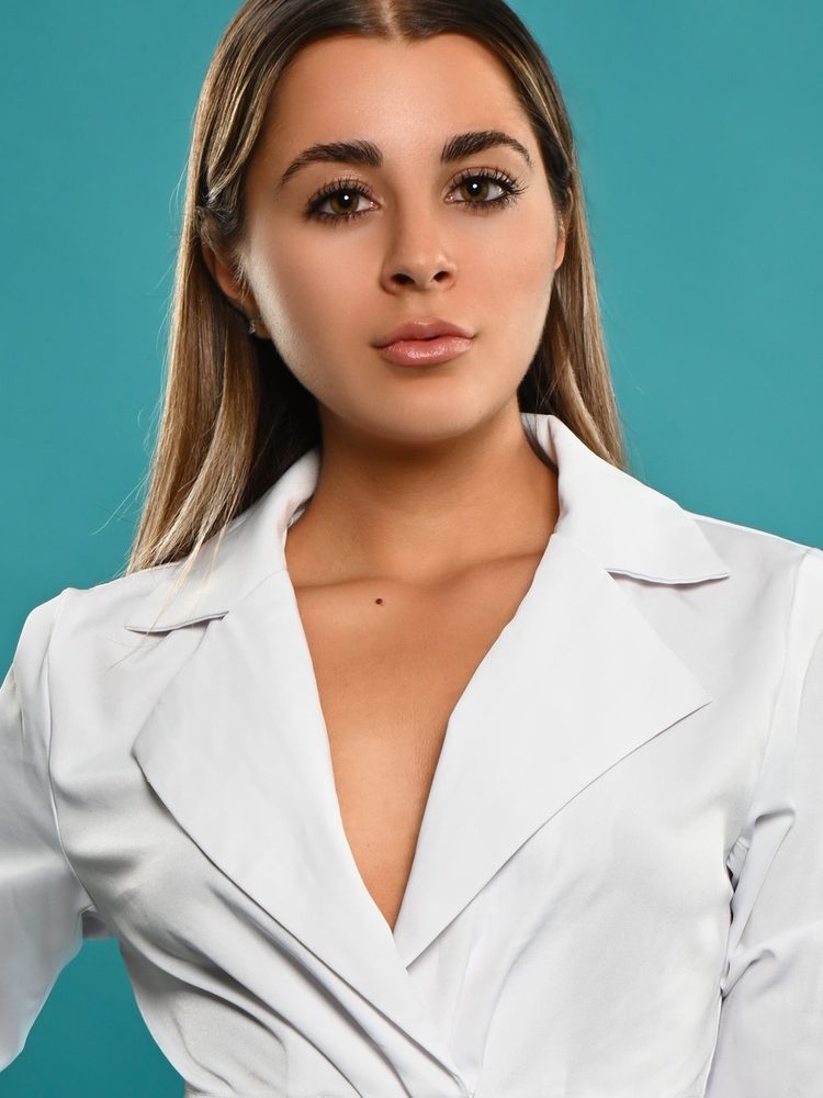 Ambra G