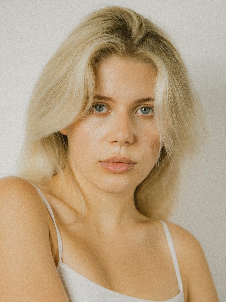 Elena G